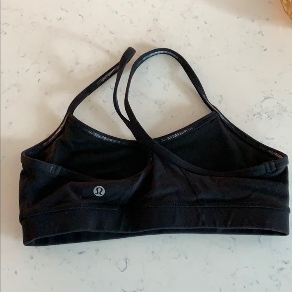 Lululemon sports bra